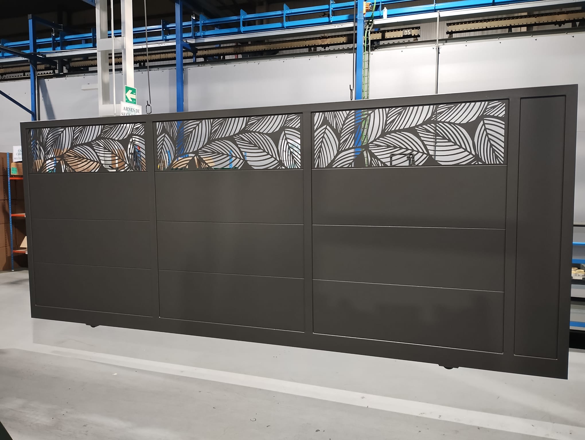 Portail coulissant habitat standard et hors standard