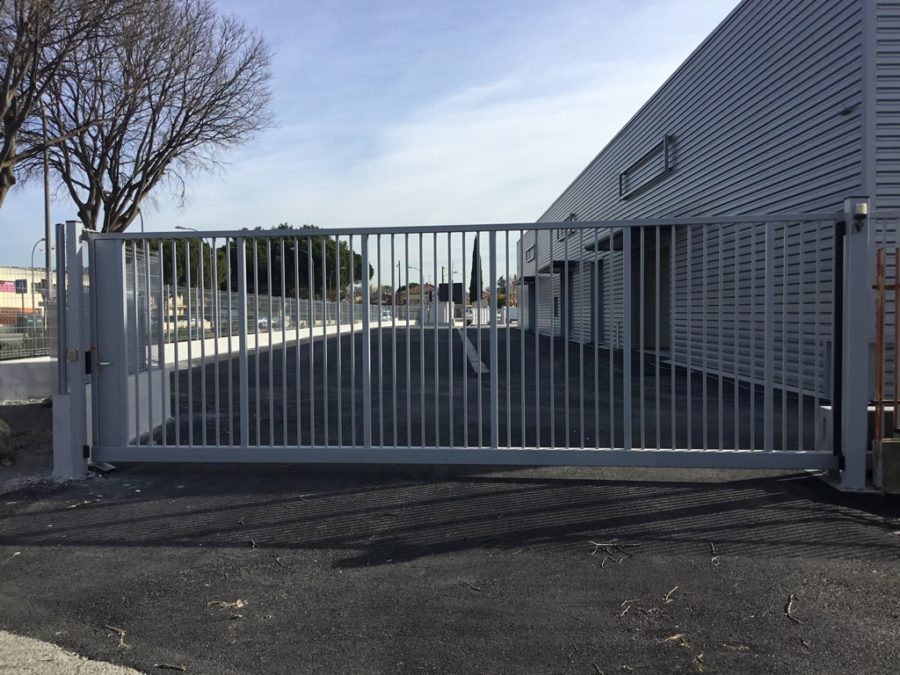 Portail coulissant industriel standard et hors standard – Image 4