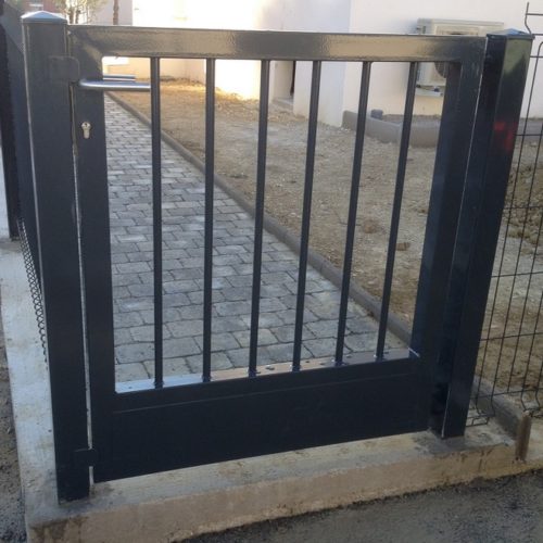 Portillon type habitat standard et hors standard