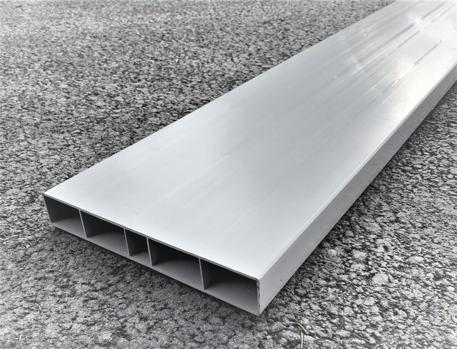 Plaque de soubassement PVC