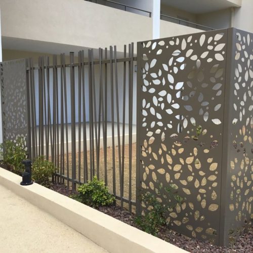 Clôture type bambou